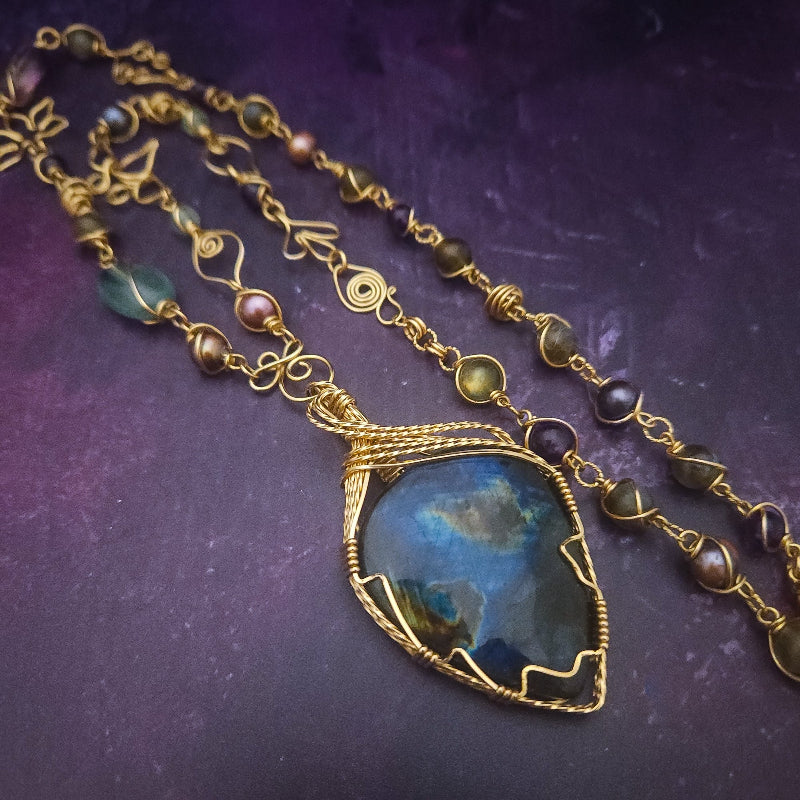 Artisan Jewelry WW Labradorite Pendant and Artisan Chain