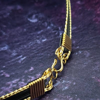 AMARI V Style Collar, Black and Gold
