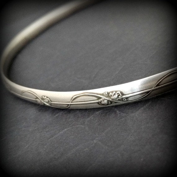 ART NOUVEAU COLLAR