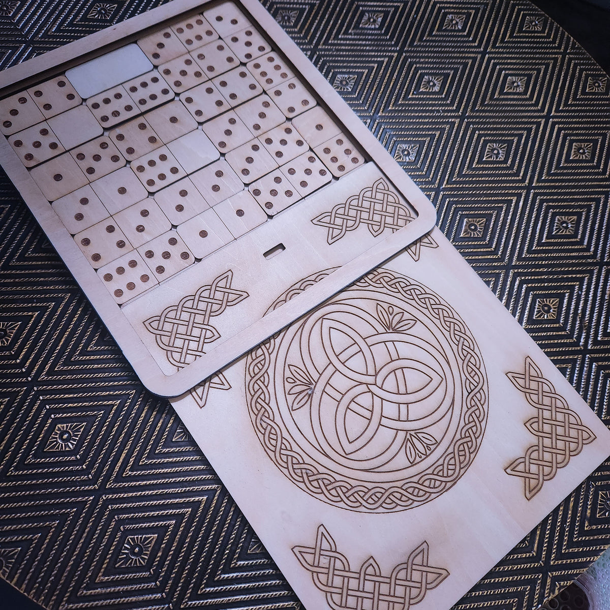 DOMINO Heritage Game Set - Celtic Circle